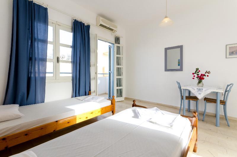 Aris Apartments Малиа Экстерьер фото